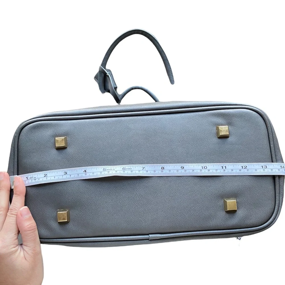Platinum Avenue Laptop Case Tote Bag